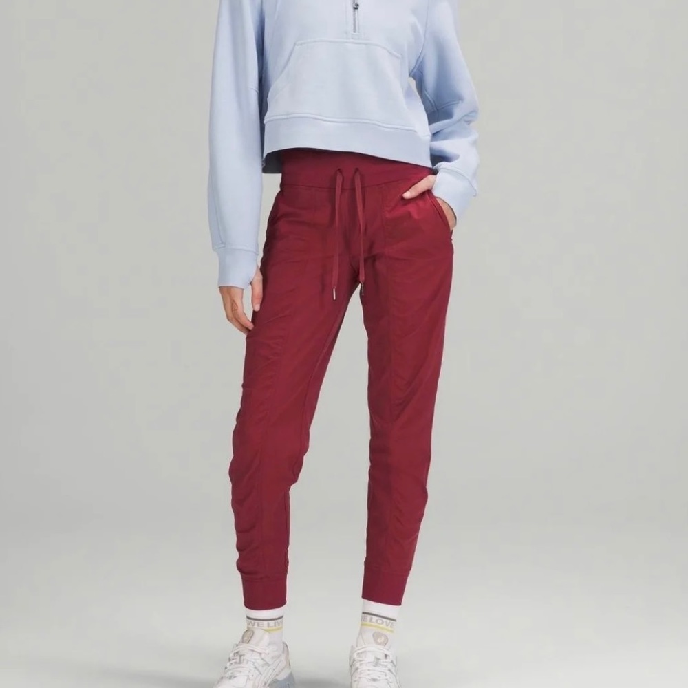 Dance Studio Mid Rise Jogger